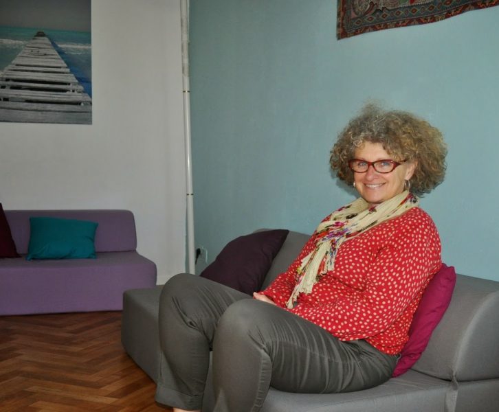 Françoise Sanssené - Enseignante - Thérapeute holistique Sophrologie - Reiki - Coaching (PNL, EFT)